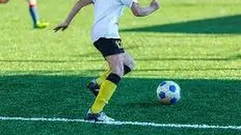 新赛季中超场均染红0.22次，三级联赛精彩瞬间点评193场判例解析！