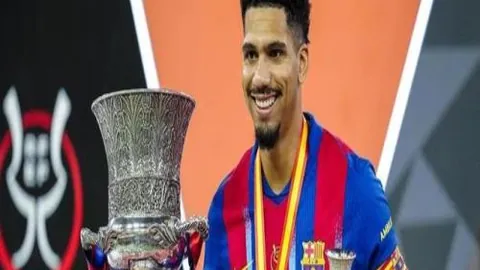 激情对决，火箭VS快船！近4战3胜巅峰对决，不容错过的NBA盛宴！